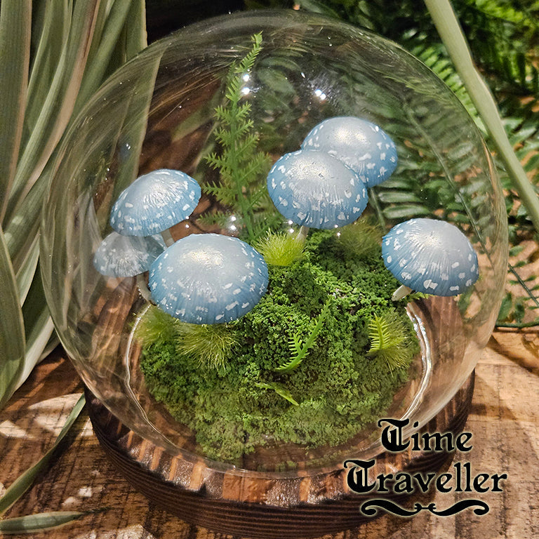 Medium Mushroom Globe r0027