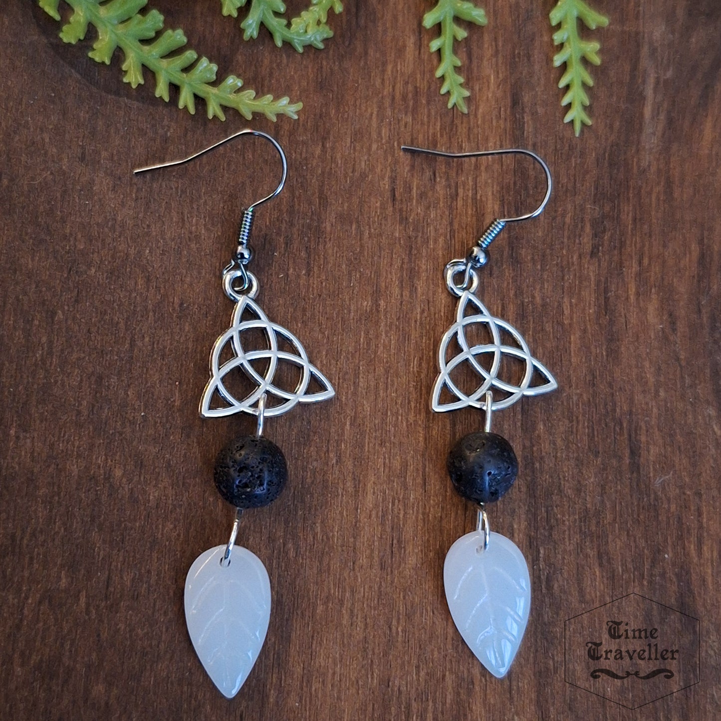 Witching Hour Triquerta - Earrings