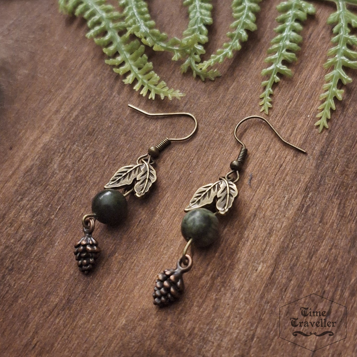 Forest Dweller pinecone Jade - Earrings