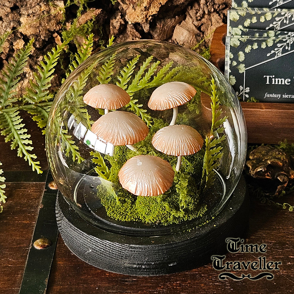 Small Mushroom Globe r0044